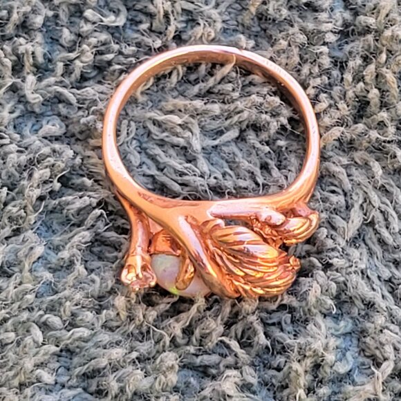 CUSTOM-MADE 14k GOLD, OPAL & DIAMOND RING - Picture 3 of 5